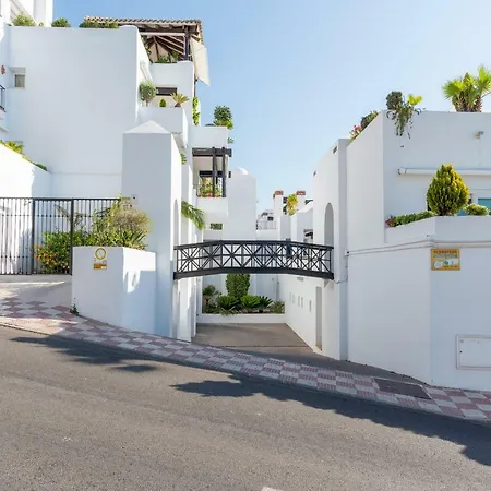Luxury Duplex- 7 Minutes From The * Torremolinos