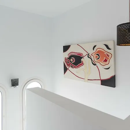 Apartment Luxury Duplex- 7 Minutes From The *