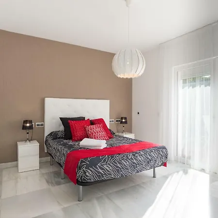 Apartment Luxury Duplex- 7 Minutes From The *
